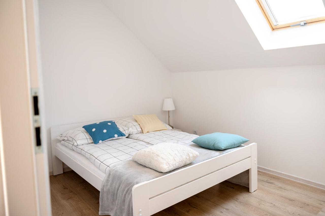 Emma Apartamenty Gostyn  エクステリア 写真